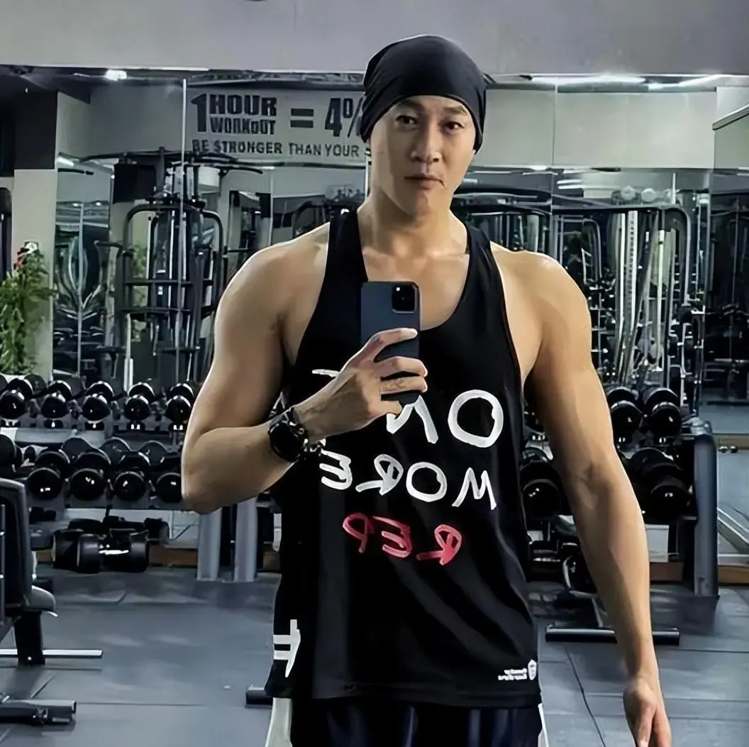 长得丑身材好明星_身材好的女明星_娱乐圈长得很像的明星