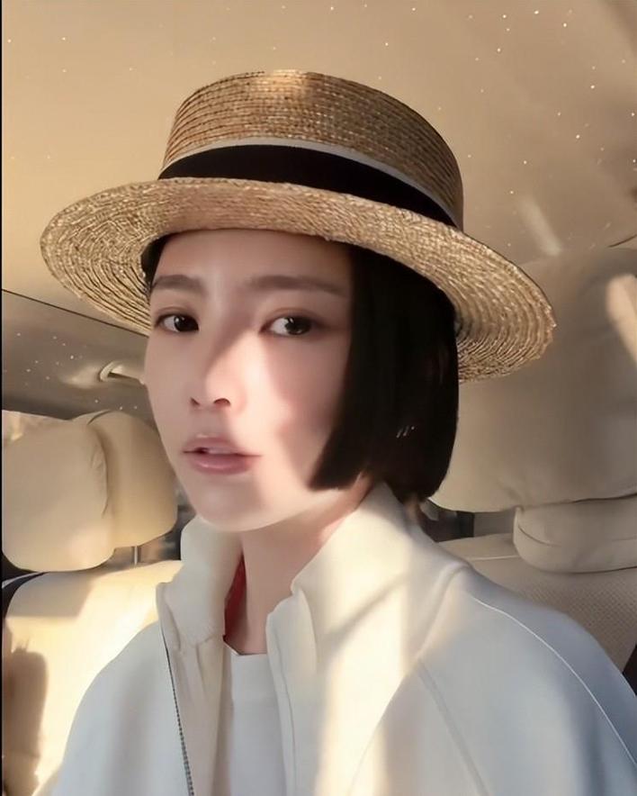 杜淳老婆王灿宣布封肚，坦言剖腹产太疼留阴影，明星也怕产后恢复