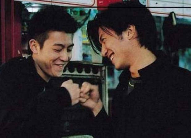 贾玲鹿晗对比照_娱乐圈最诡异合影_娱乐圈明星合照分析