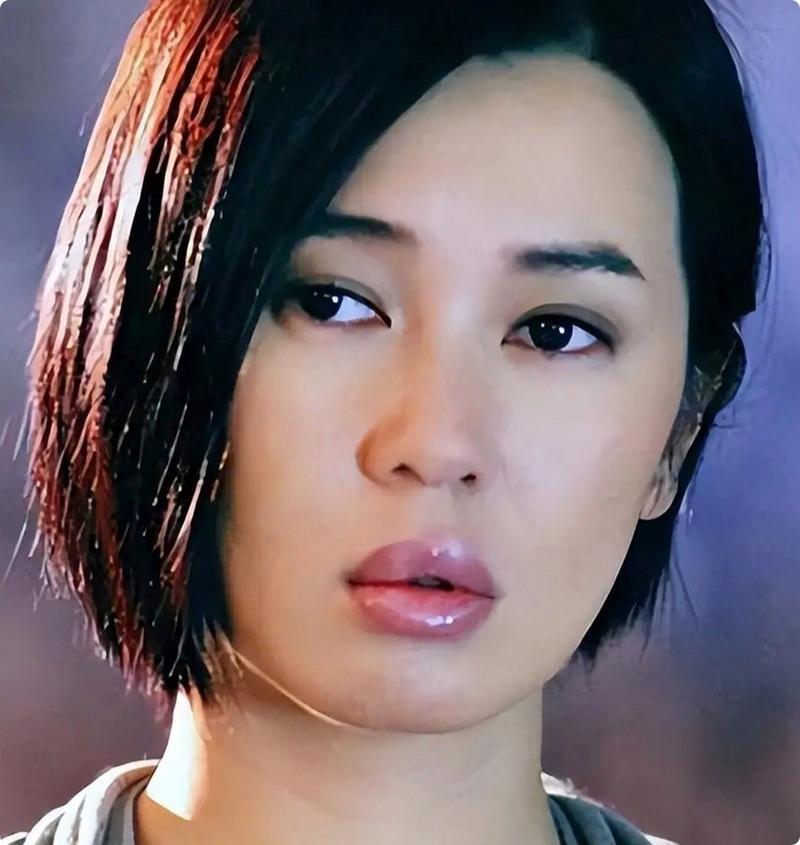 姓余的艺人美女_姓余女明星_余姓的女明星