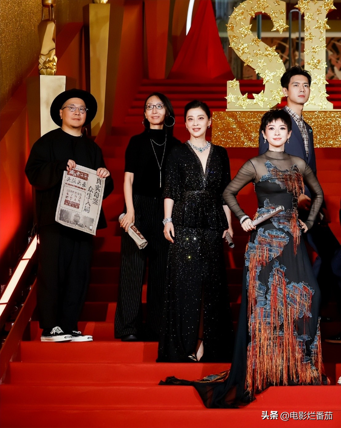 红毯造型分析_明星时尚穿搭评价_晚装女明星