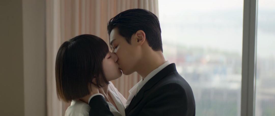 网红圈黑幕_网红都有黑料嘛,_绝世网红剧情解析